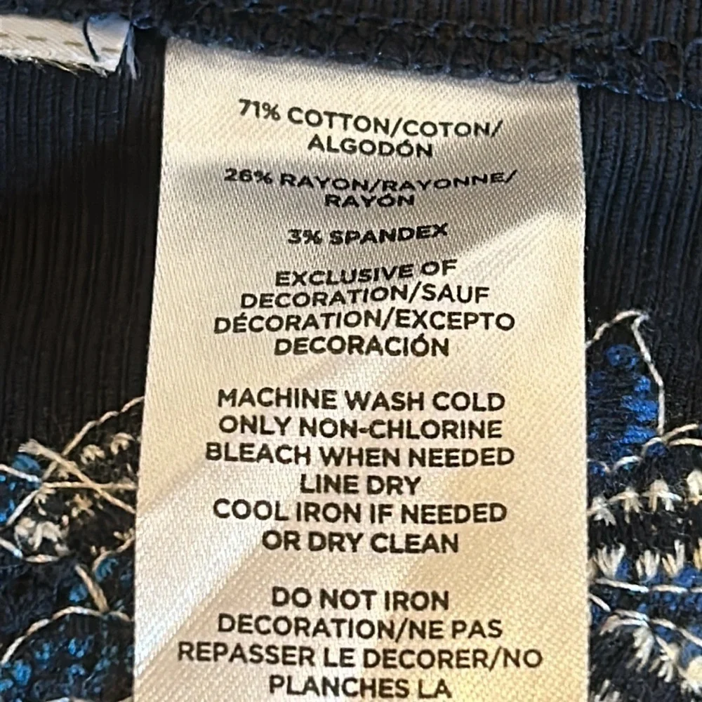 LOFT Navy Blue  Beaded Pineapple Short Shorts Women’s size 6 SUMMER SALE $12 - Picture 8 of 8